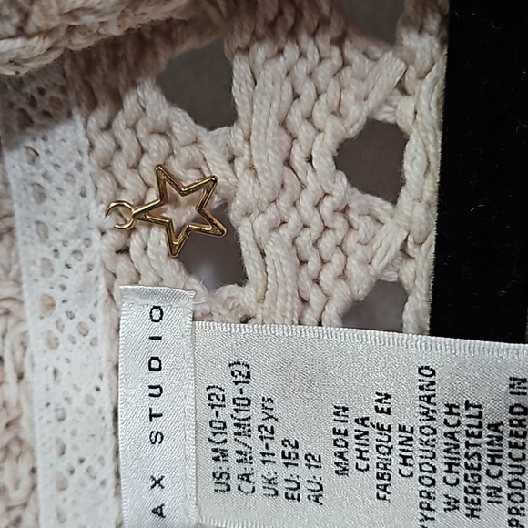 Max Studio Kids Crochet Vest Cardigan Size Girl 10-12 or L - Picture 9 of 9